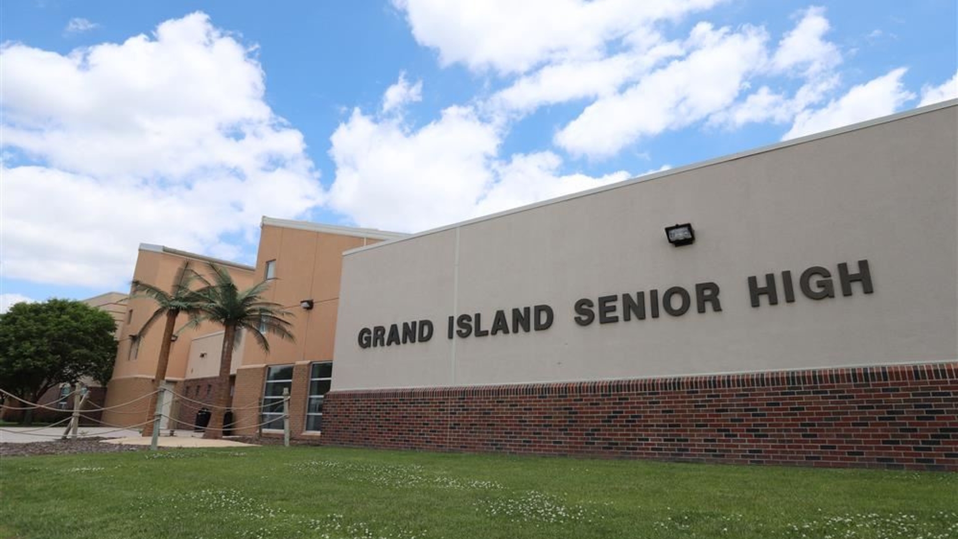 Police investigating 'kill list' circulating at Grand Island Senior