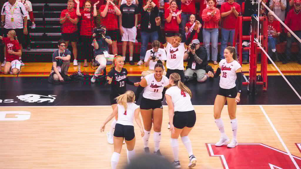 Nebraska volleyball wraps up spring season with sweep in Ord