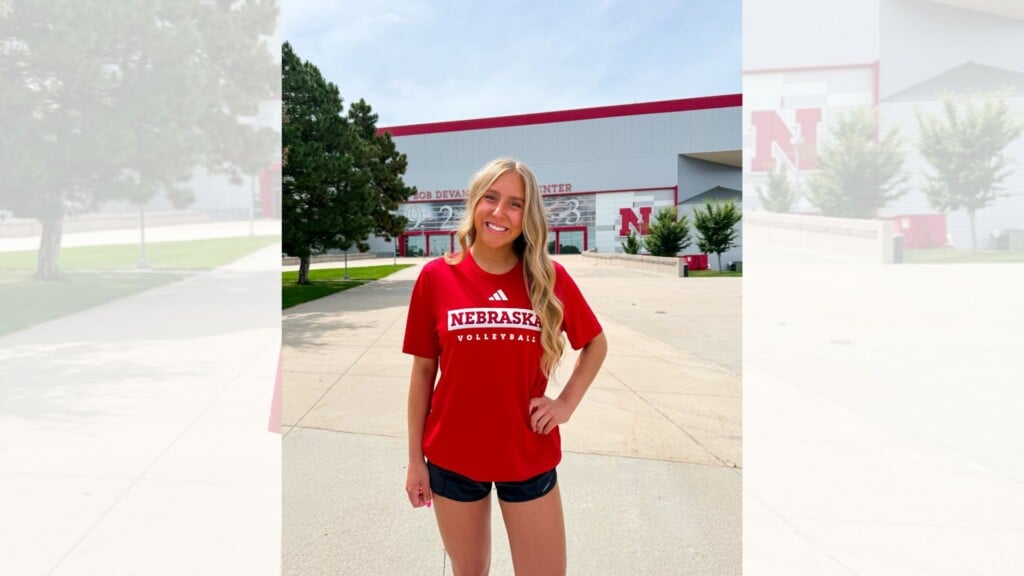 Family Affair Nebraska Volleyball Lands In State Prospect Malorie Boesiger
