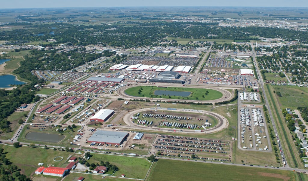 Fonner Park Horse Racetrack