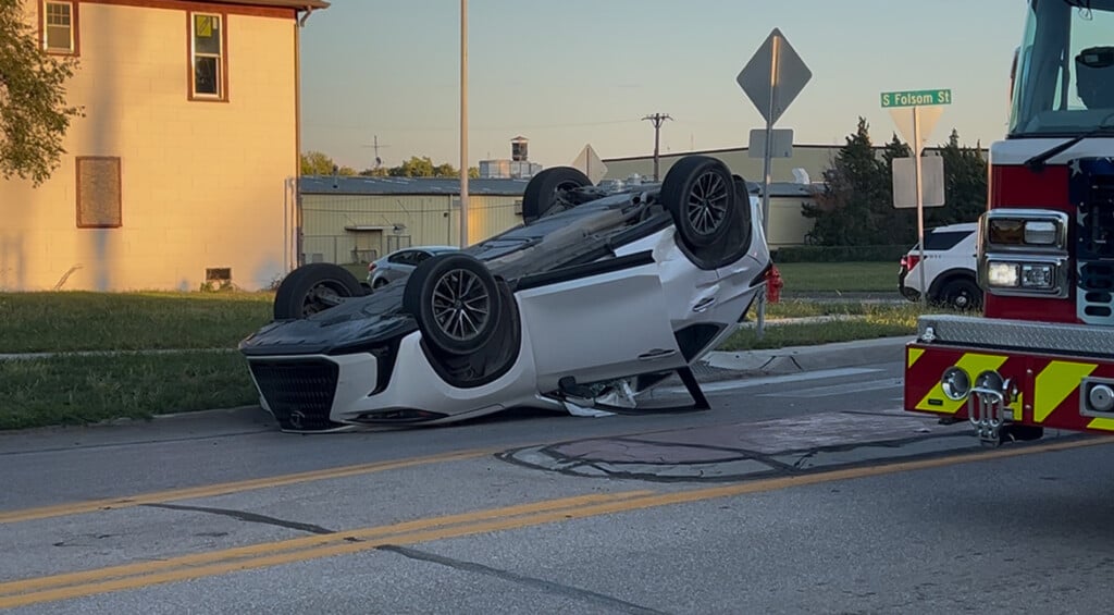 One hospitalized following rollover crash in west Lincoln