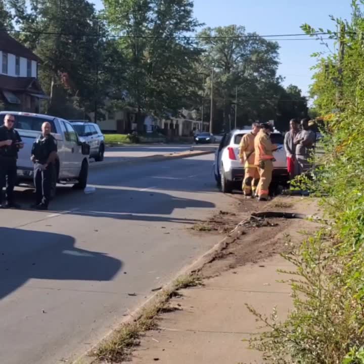 Pedestrian Seriously Injured In Lincoln Crash