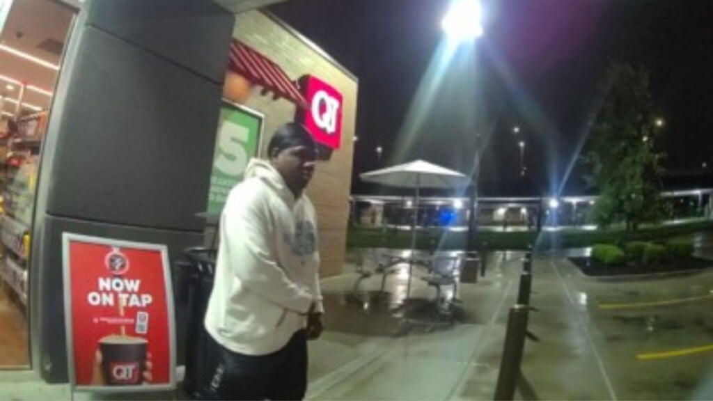 Man accused of shooting Omaha Police officer gets $3 million bond
