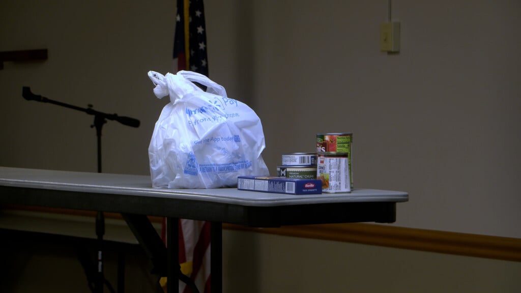 236g652600 00 07 44still001