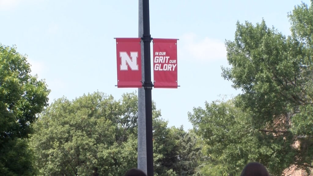 236g655200 00 35 21still001