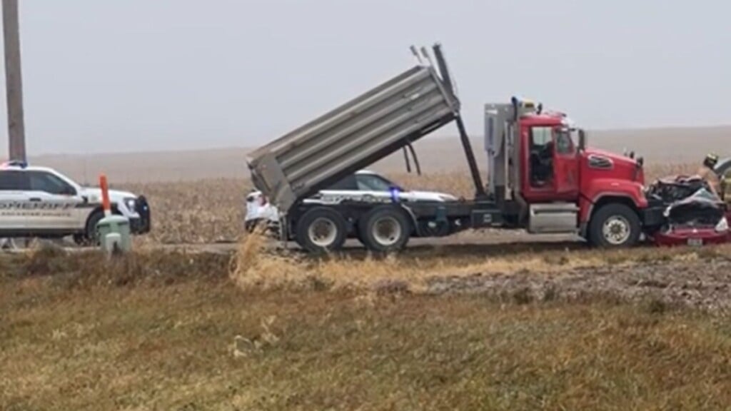 One Killed One In Critical Condition Following Crash East Of Waverly