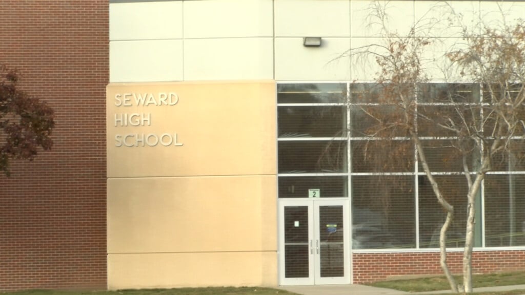 Seward Public School