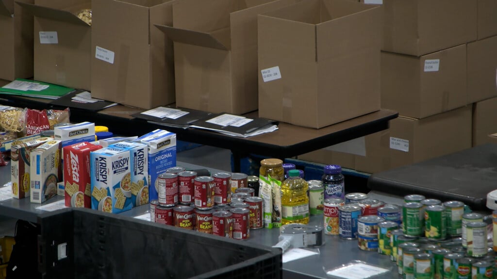 236g730200 00 55 49still001