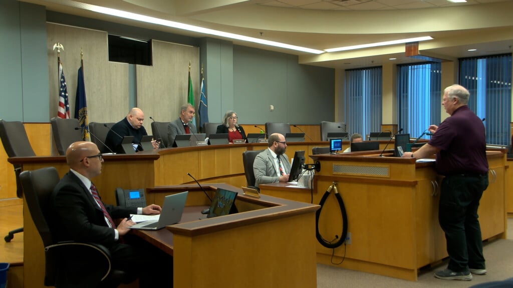 Sequence 0200 00 29 12still002