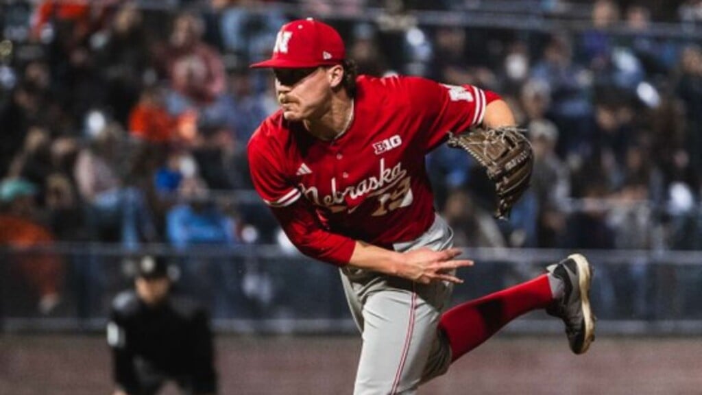 Jesskes 3 Run Bomb Helps Nebraska Baseball Stun No 7 Auburn In Extra Innings