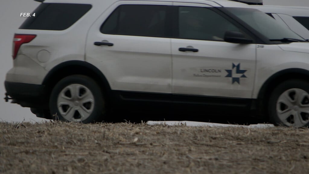 236g764600 00 32 41still002