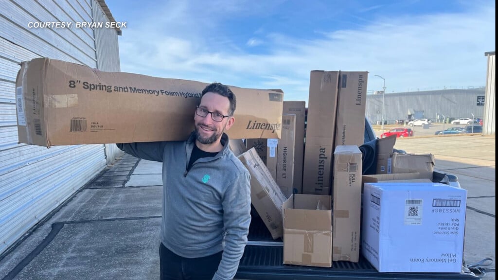 Community Advocate Delivers 5,000 Free Beds To Lincoln Families