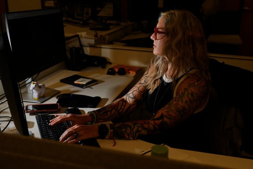 A Grim Job Outlook Meets A Scrappy Workforce As Administrative Assistants Harness Ai
