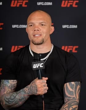 042325 Anthony Smith Fight Week Interview Thumbnail