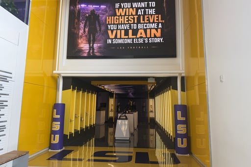 No. 11 Lsu Enters Game Week Vs. Clemson With An Ex Nfl Player Practicing And Maybe More To Come