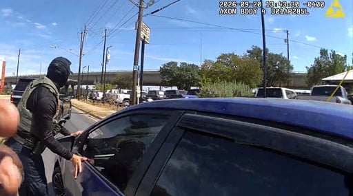 New Ice Guidance Bans High Speed Car Chases And Sets Tighter Rules For Traffic Stops, A Memo Shows