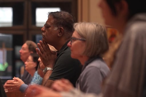 Chicago Catholics Rally For Prayer In Pope Leo’s Hometown After His Lung Cancer Diagnosis
