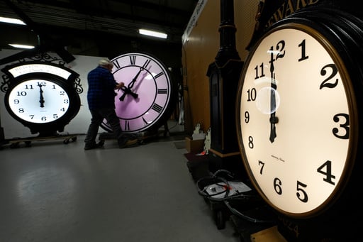 Senate Is Skeptical About Making Daylight Saving Time Permanent Despite Trump’s Pressure