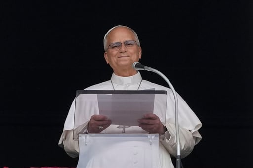 Pope Leo Xiv Urges Humanitarian Cooperation Between Ukraine And Russia During Call With Zelenskyy