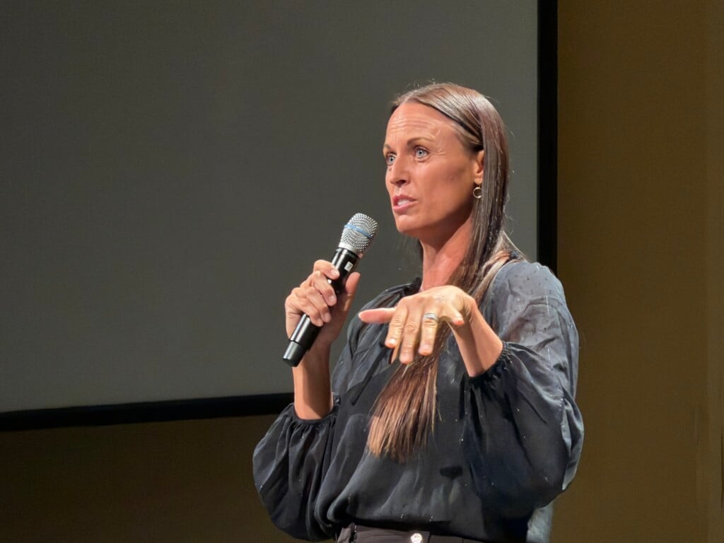 Olympian Amanda Beard shared her journey of mental health with Lincoln community members.