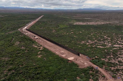Trump Administration Asks Supreme Court To Lift Halt On Big Bend Border Wall