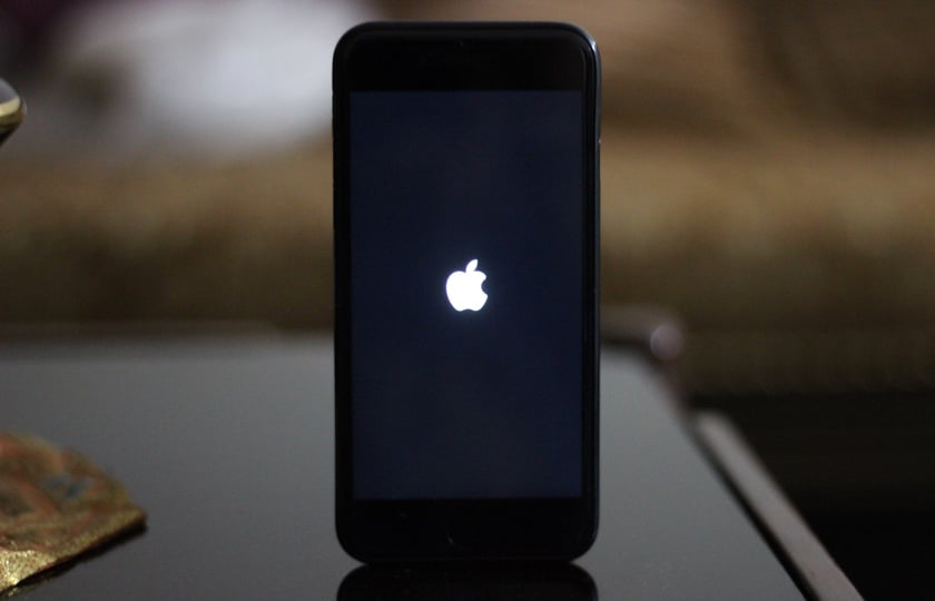 Apple Logo Iphone