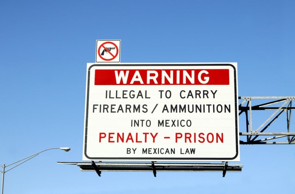Warning Sign No Guns Mexican Border 1200x791