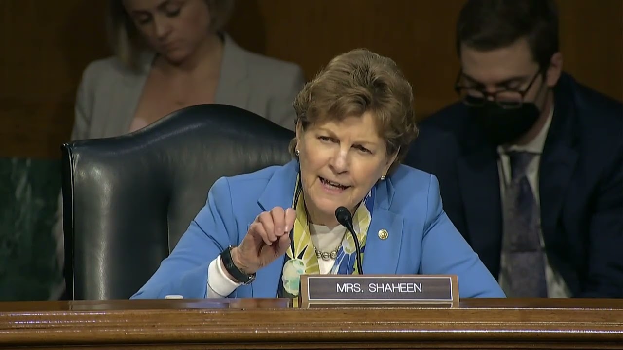 Shaheen-sponsored bill seeks to expand broadband resources for small ...