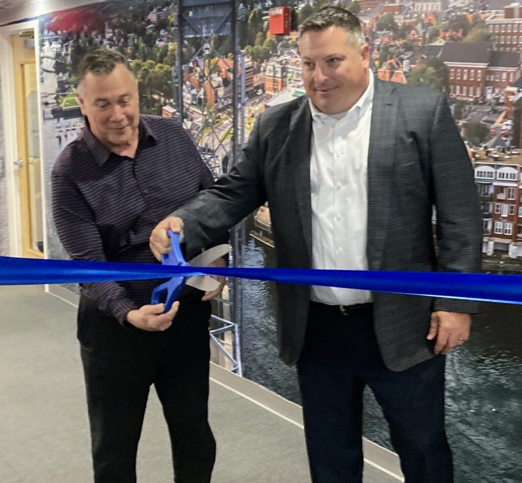 Greenpages Ribbon Cutting