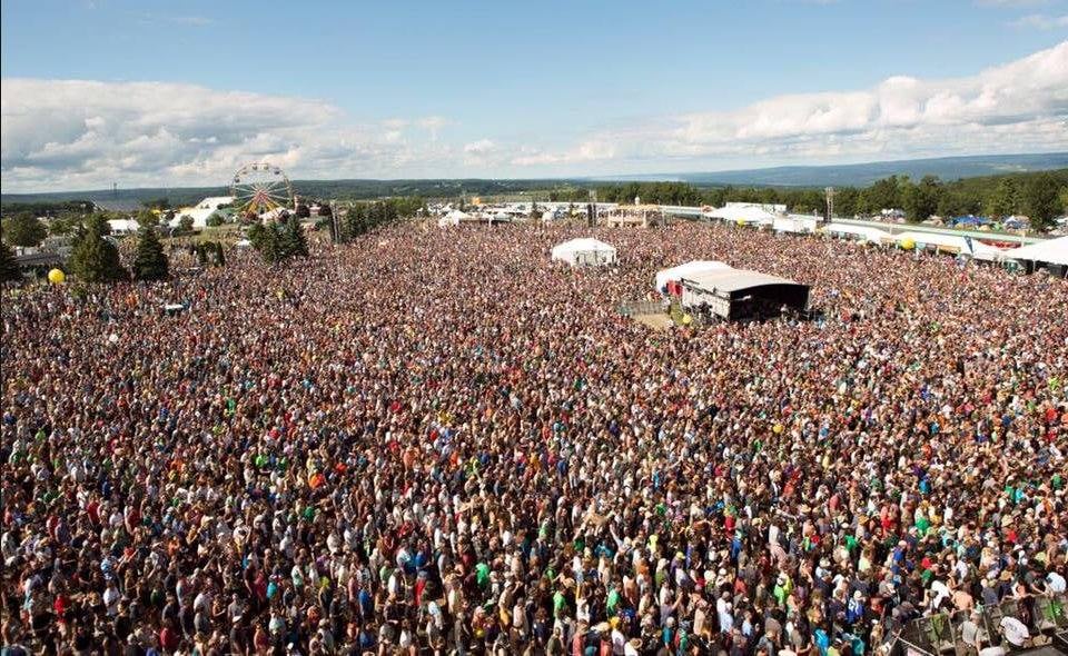 Summer Jam Huge Crowd