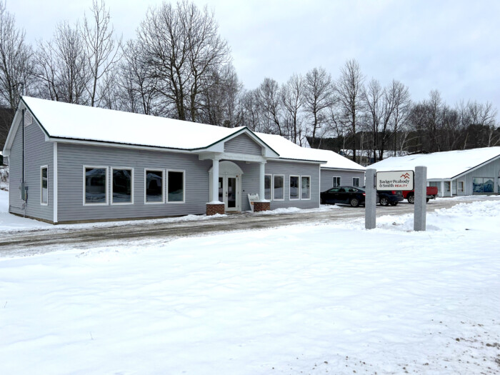 Badgerpeabodysmith Realty 603 Main St Gorham