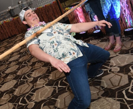 1 493