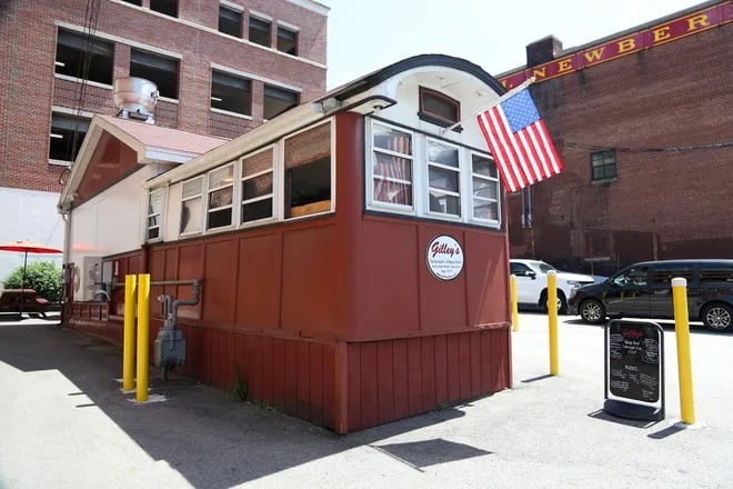 Gillys Diner