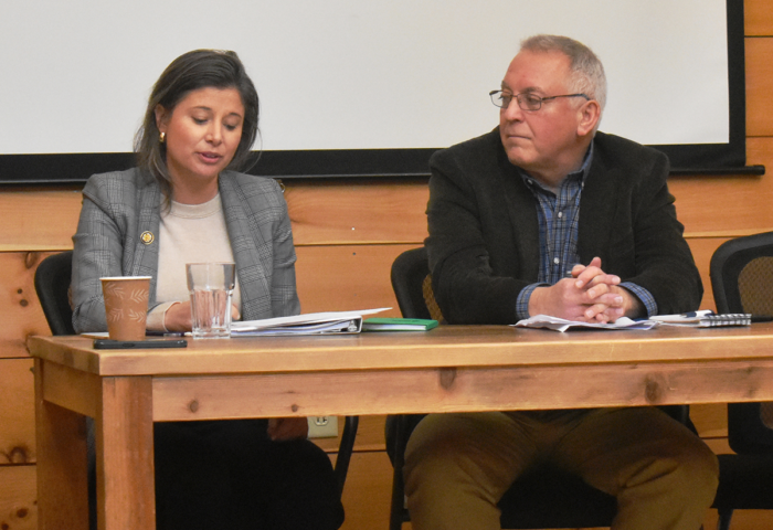 1772000133699e93853d7ca