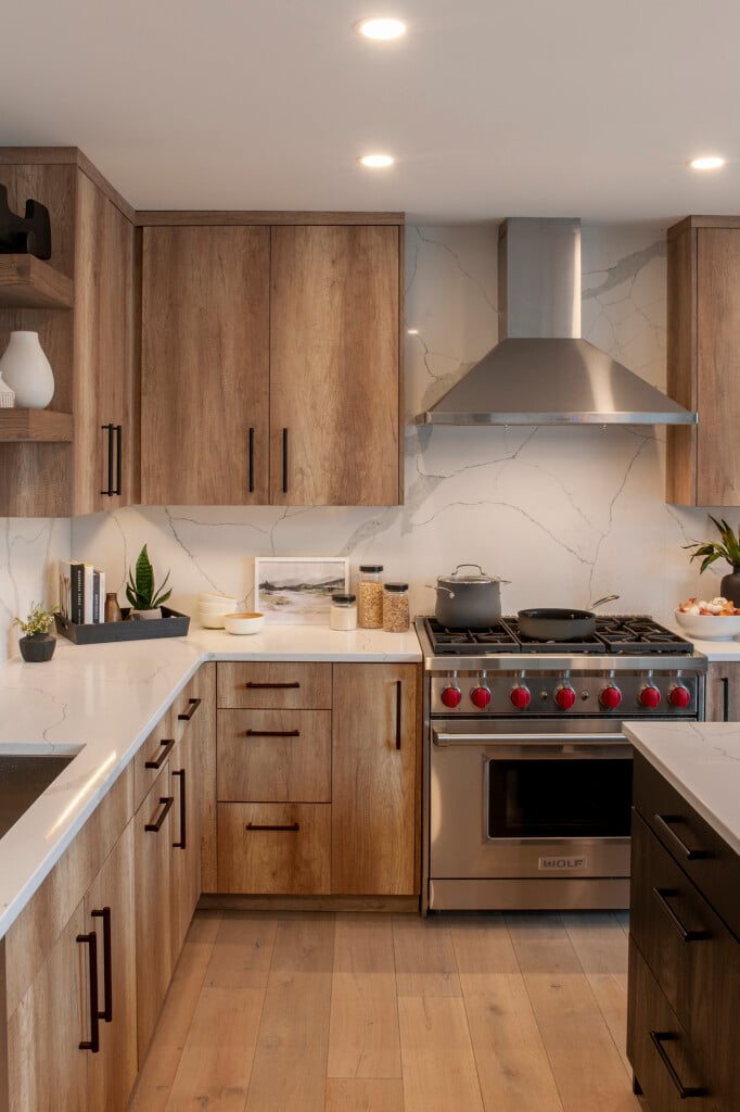 2023 Kitchen Design: Contemporary Winner: White Mountain Retreat - New ...