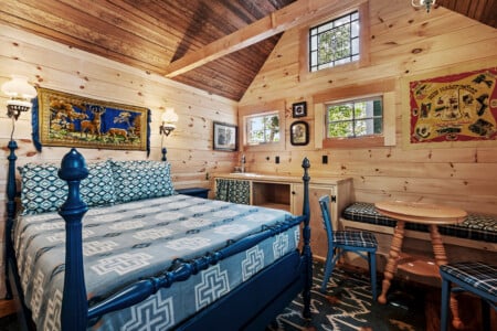 Lockes Island Bunkhouse Interior