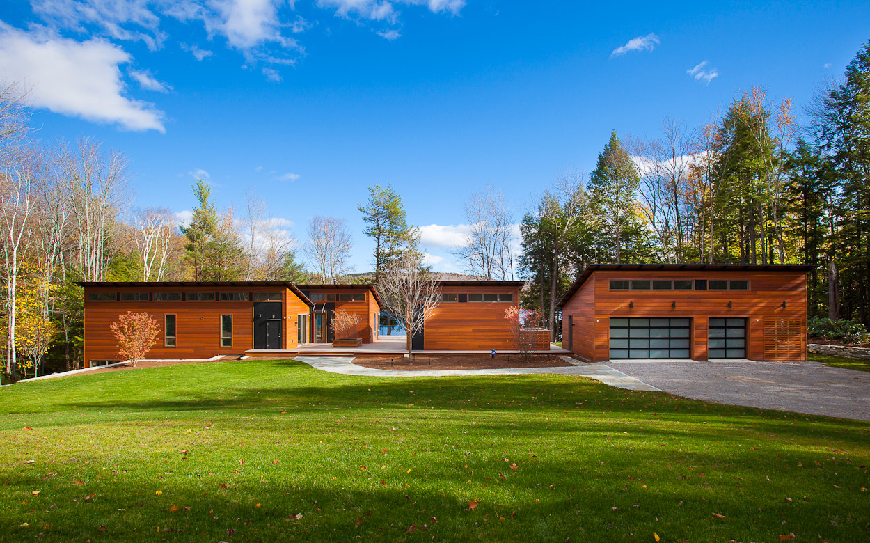 A look at Blu Homes' !Glidehouse! manufactured home model in NH