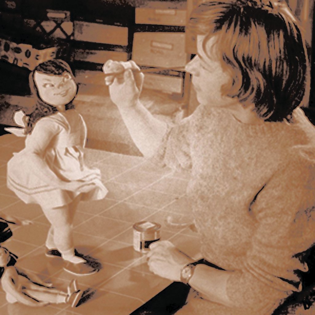 Meet a Mega-collector of Annalee Dolls - New Hampshire Magazine