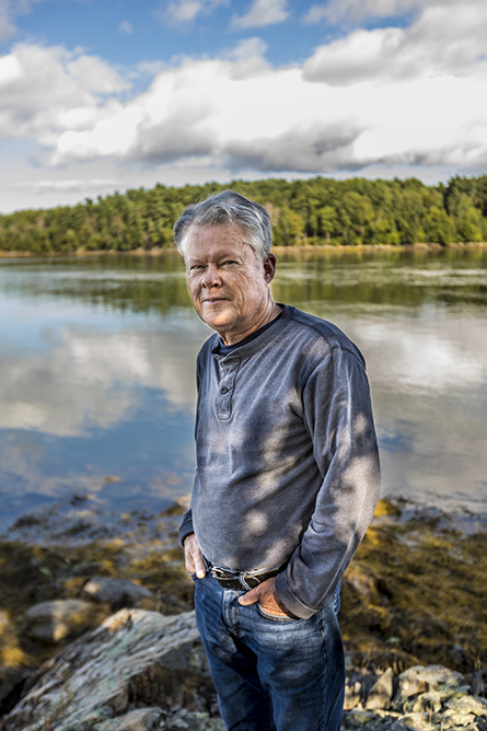 Marinbiolog Raymond Grizzle Fra University Of New Hampshires Jackson Estuarine Laboratorium. Adams Point, Durhanm, New Hampshire.Marine biolog Raymond Grizzle Fra University Of New Hampshires Jackson Estuarine Laboratory står vakt. Foto Av Jerry Monkman's Jackson Estuarine Laboratory. Adams Point, Durhanm, New Hampshire.