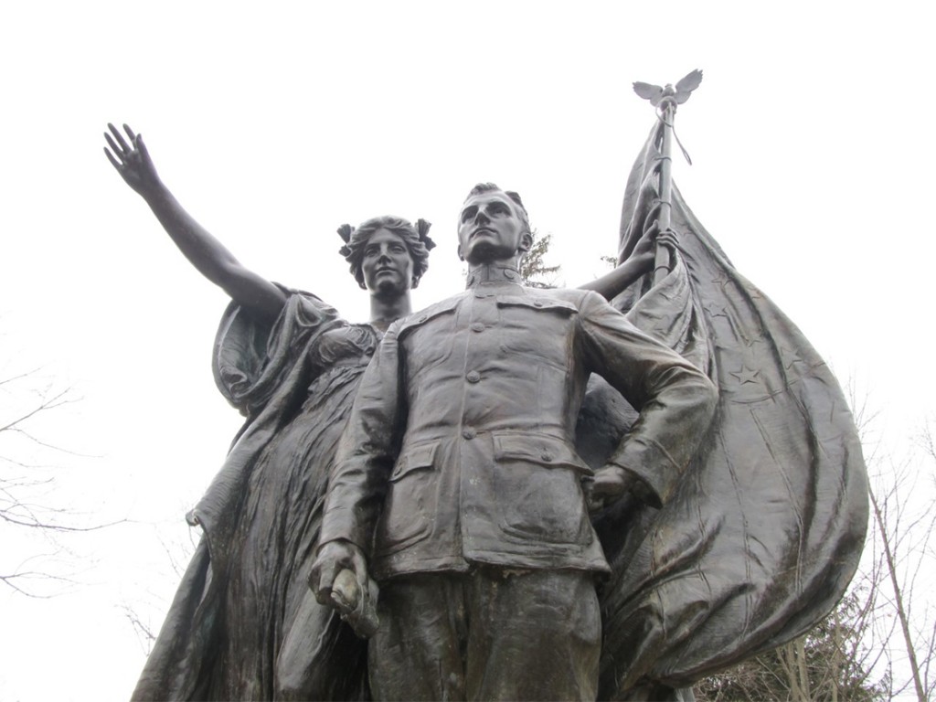 Statuelead