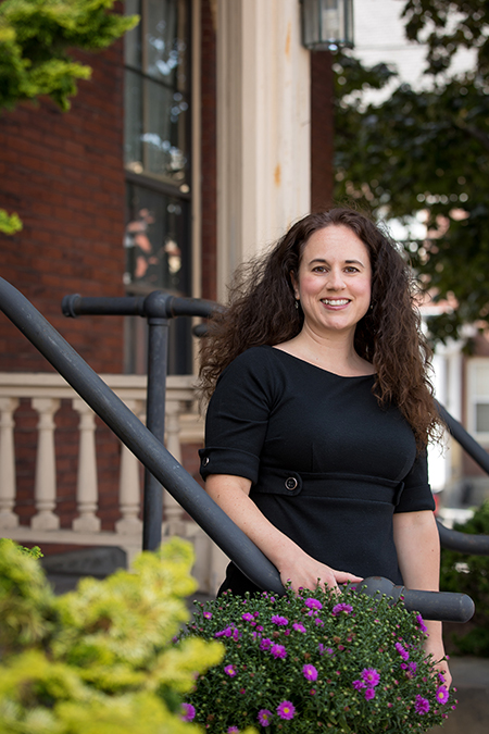 Annis & Zellers PLLC