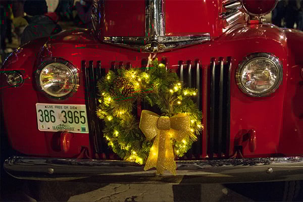 Nashua Holiday Stroll Car