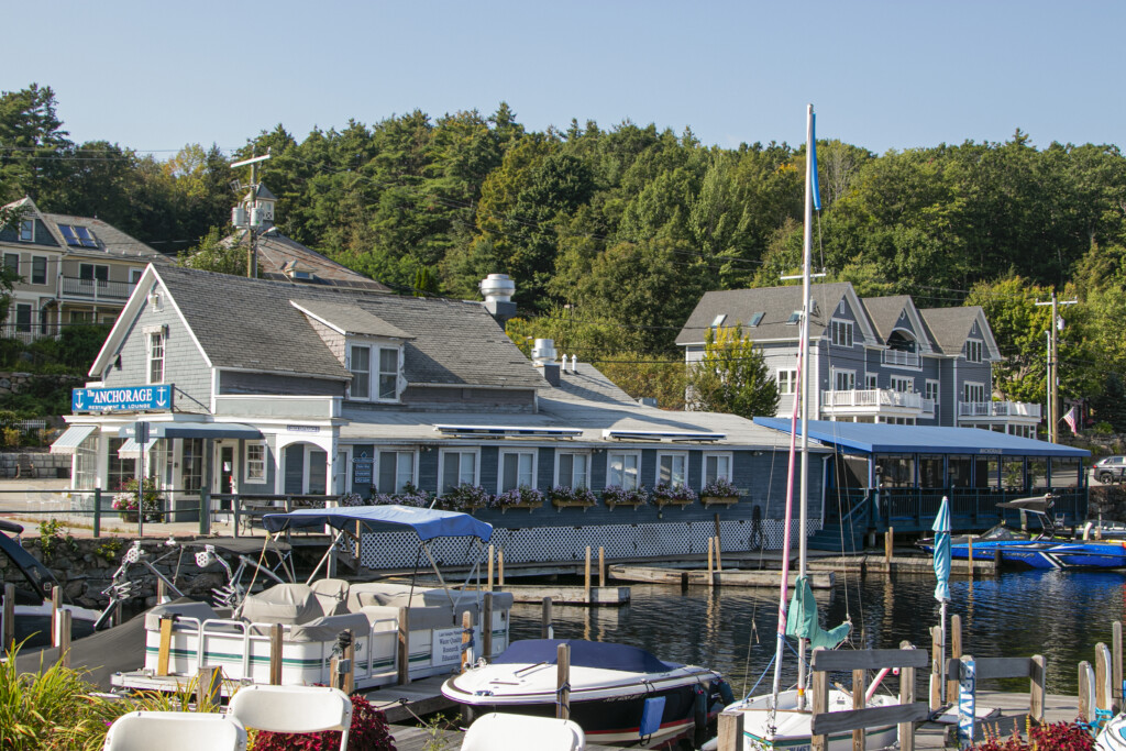 6923 Sunapee Harbor And The Popular Anchorage Retaurant