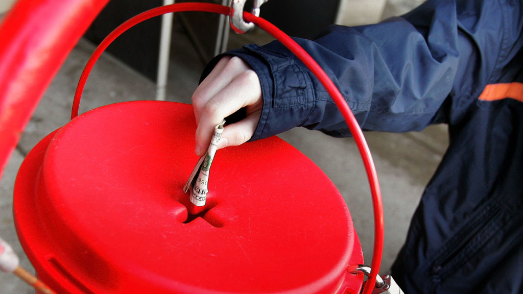 salvation-army-red-kettle_5048885_ver1-0.jpg