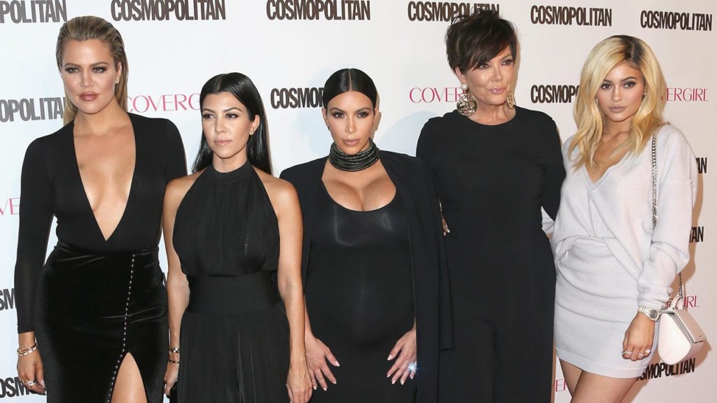 Kardashians ‘rallying around’ pregnant Khloe amid cheating accusations