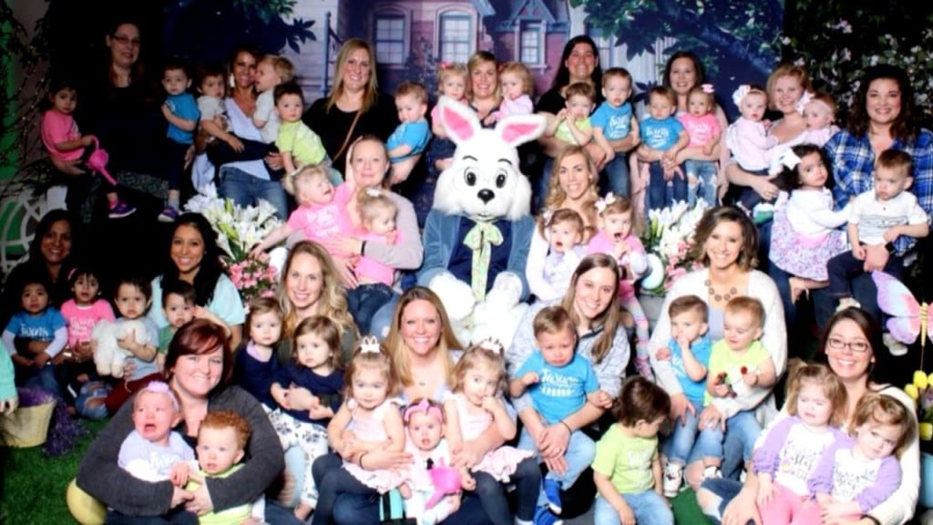 18 sets of toddler twins double the fun when they pose with Easter bunny!