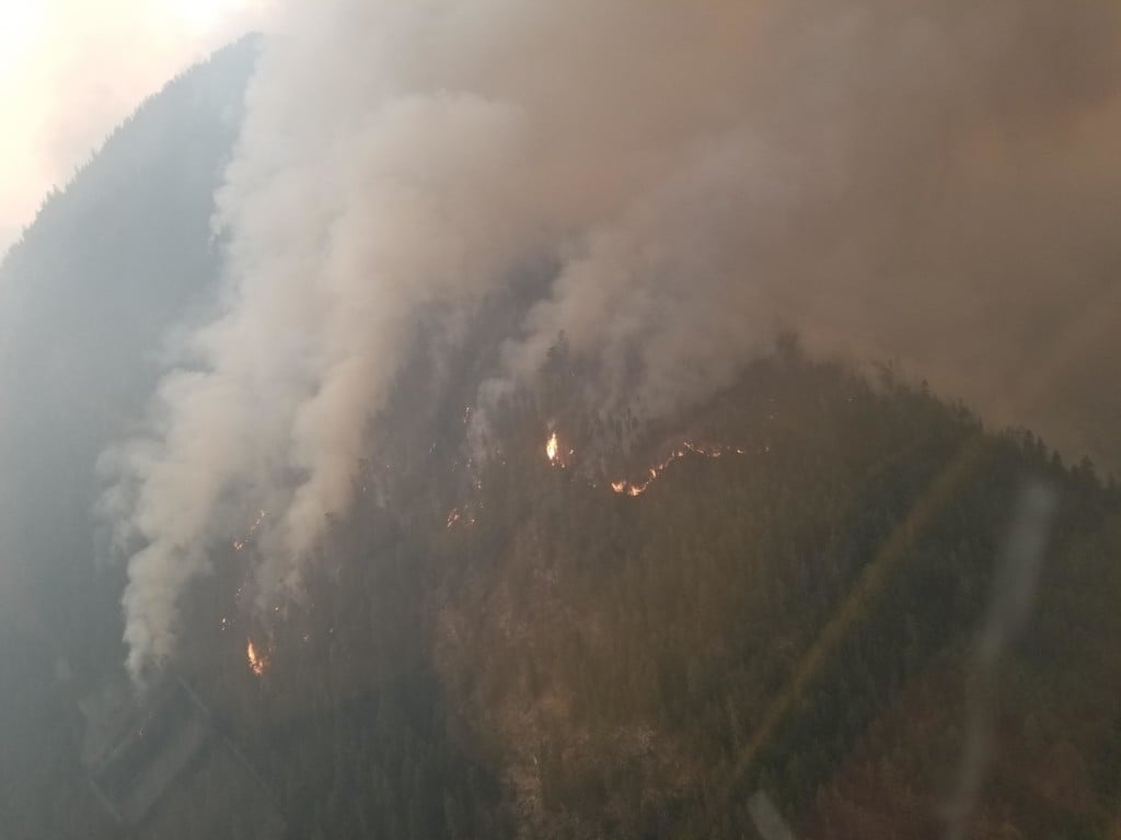 Level 3 evacuation notice issued for Crescent Mountain Fire