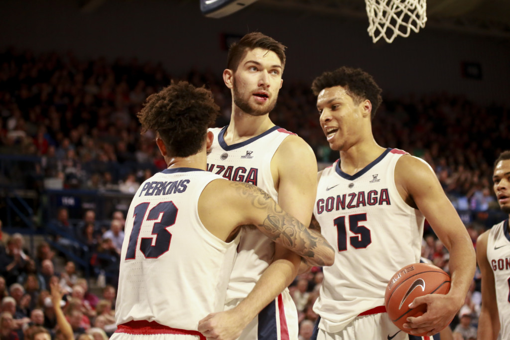 Zags come out with fire to upend Fairleigh Dickinson, will face Baylor on Saturday