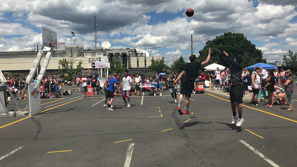 978 people visit medical tents on day 1 of Hoopfest