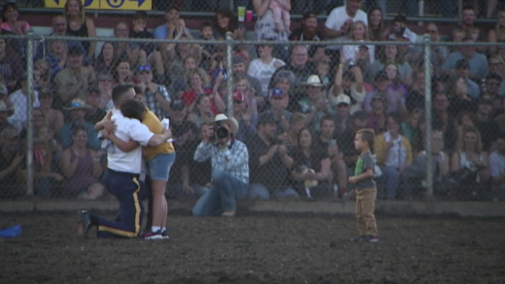 Military father surprises his children at the North Idaho State Fair
